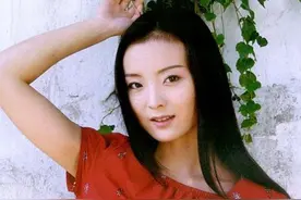 23年豪门阔太的王艳：伺候皇族婆婆当后妈，被小儿轻视，真幸福吗图片