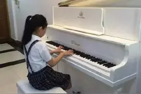 女孩学什么乐器好？图片