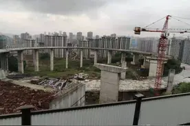 重庆一小伙花530万信息费，接手国企7860万修路工程，自称亏损1000多万，报警称遭到合伙诈骗，警方介入调查图片