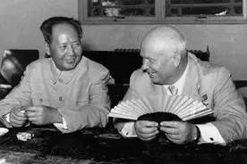 毛泽东：为了维护国家主权，连“半个指头”的条件都不允许图片