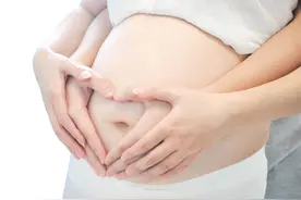 孕妈要警惕睡觉姿势，小心引发胎儿的脐带绕颈，脐带绕颈有预兆图片