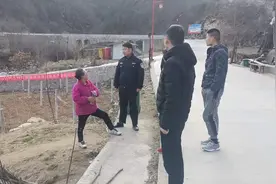 宁陕公安：姐弟矛盾深，民警调纠纷图片