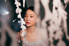 拿过各种大奖，45岁周迅回应参加综艺：生活不应该只有一种活法图片