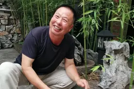 把玩化石读太行！修武这个“石头专家”不简单图片