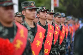 云南：举行2020年度新兵出征仪式图片