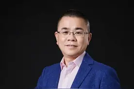潮汕新首富出现了，承担下即将倒闭的饮料厂，如今做到年营收46亿图片