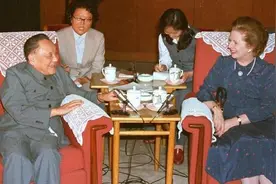 邓小平与撒切尔夫人，那场“钢铁公司”与“铁娘子”的较量图片