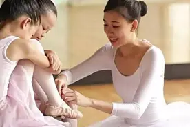 小女孩都要学习舞蹈吗？家长别盲目跟风，考虑好再决定图片