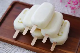 天气热，想吃雪糕别再买了，自己在家就能做，0添加，方法超简单图片