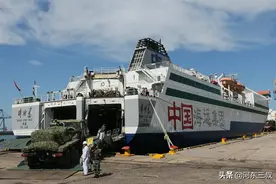 时隔25年，解放军还在改装民船军用，不是装备不足而是优劣互换图片