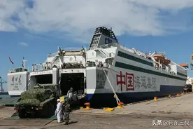 时隔25年，解放军还在改装民船军用，不是装备不足而是优劣互换图片