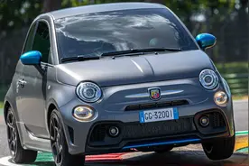 菲亚特500再出性能版 165匹借鉴F4方程式赛车技术图片