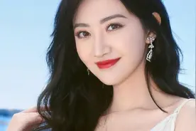 小说：蓉蓉和娇妻是两种不同类型的女人图片