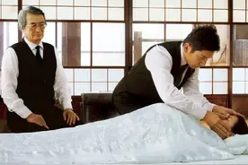 时隔12年，重看《入殓师》4K修复版，奥斯卡奖拿得实至名归图片