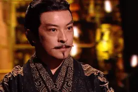 富大龙被夸、张鲁一被骂，16版秦始皇唯独“最穷影帝”驾驭最佳图片