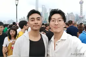 金靖承版周恩来惊为天人，被观众呼吁做特型演员，却难入名导法眼图片