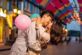 心理学：吵架时，男人说的这些决绝的话，其实是他深情地挽留图片