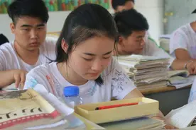 女生上了高中成绩很难优秀​？能力没问题！若做好4点还能逆袭图片