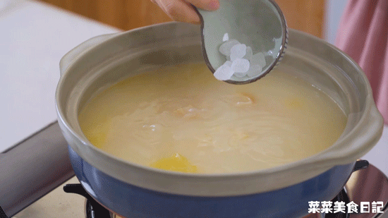 花胶鸡脚虫草花干贝汤 花胶鸡脚虫草花汤功效