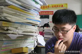 高三学生模考成绩较差，大量“刷题”有用吗？听听高中老师怎么说图片