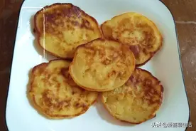 天冷，孩子就馋这小饼，小火煎一下，6分钟上桌，松软香甜又解馋图片