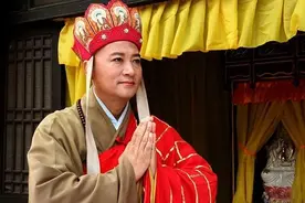 如果没有玄奘西行，如今印度的国旗和国徽也许都要改图片