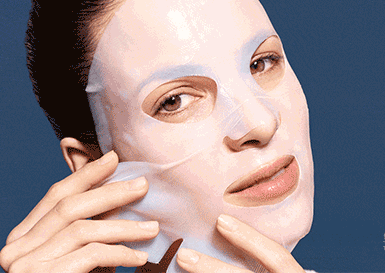 欧阳娜娜皮肤超级好，水嫩光滑有弹性！网友：我马上去敷面膜