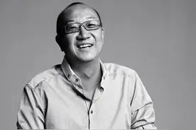 房产界大佬冯仑，穷到打地铺被追债，王石建议：你还得用女秘书图片