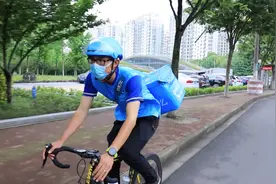 为什么不少年轻人都去送外卖了？骑手副业每月多赚2900图片