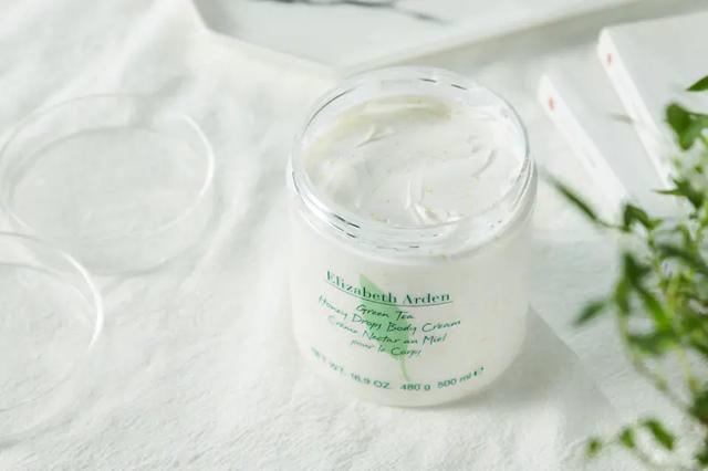 身体乳可以擦牛皮鞋吗 身体乳可以擦牛皮鞋吗