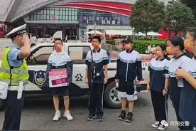 日夜兼程，守一座城，暖一城人图片