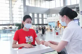 延迟开学，还能买学生票吗？图片