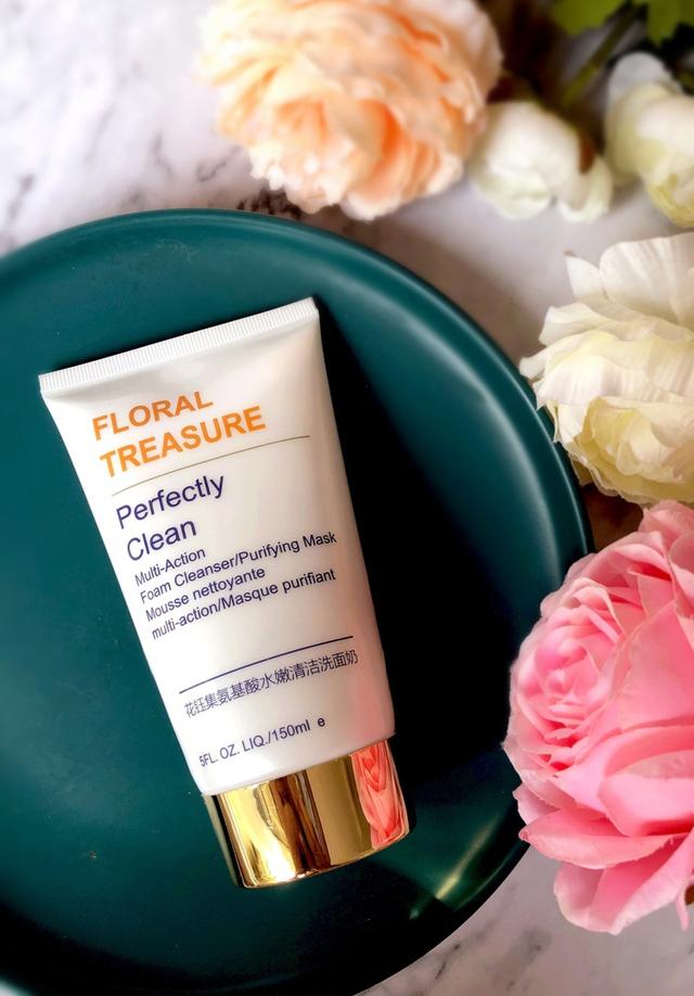 鍙ｇ涓嶉敊鐨勬磥闈㈠嵏濡嗘皑鍩洪吀娲楅潰濂舵帹鑽愶細骞充环鍙堝ソ鐢紝濂崇浠兘鐖辩敤