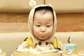 五国小男生颜值代表：美国有潮流男孩，中国的火到国外图片