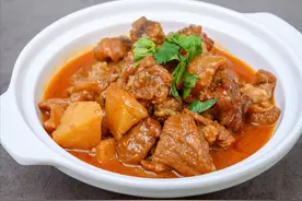 无论炖什么肉，记住忌用1水，应用4窍门，肉质软烂鲜香，越吃越美图片