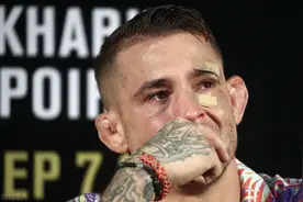 悲情王者！宠妻狂魔！UFC最硬的男人，钻石达斯汀·普瓦里尔图片