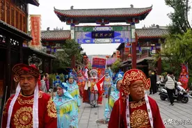 郑州这座古城颜值高、人气旺，各种实景演出不断，却不收门票图片