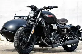 长江Bobbie III“单机版”路试谍照曝光，春风400动力，标配ABS图片