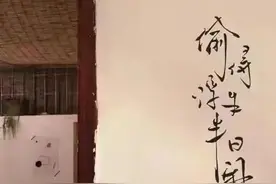 经过的荒芜，已埋葬在心—小熊经常不喝水，就变成了小熊饼干图片