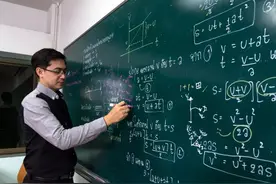 为啥高三“黑马”都是男生？教育工作者给出答案，女生真比不了图片