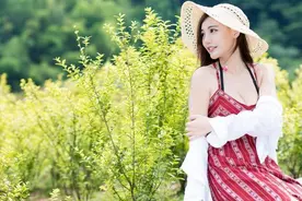 “坐个月子装啥皇后”儿媳剖腹产3天，婆婆带儿子去旅游，悲剧了图片