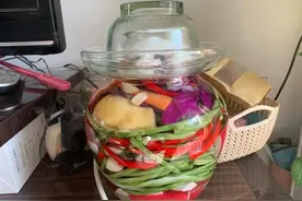巴蜀文化一坛菜，泡酸菜如何不生白花？牢记这几点告别生白花图片