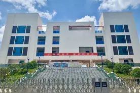 二圈层之龙泉驿区公立初中图片