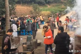 二叔要招上门女婿，表叔反对说：宁愿孤老、也不招婿，咋回事图片
