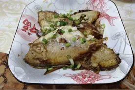 简单又好吃的煎鱼图片