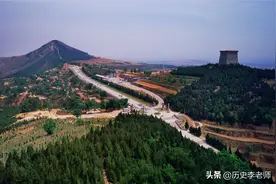 1971年老农挖到石刻头像，考古人员大呼：乾陵无头石像之谜解开了图片