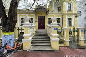 陈赓大将在哈尔滨任院长时，居住在吉林街这座庭院式别墅图片