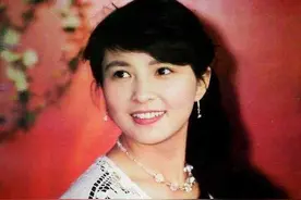 80年代女星李羚：与初恋男友结婚，废弃车库当婚房，现在怎样了？图片