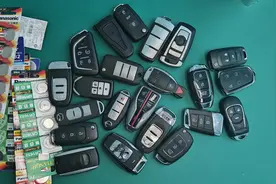 原装的遥控器电池能用6年，自己换的只能用1年，为什么？图片