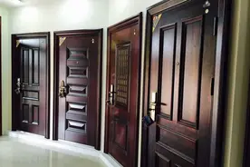 毛坯房的防盗门要不要拆掉？更换防盗门，这些问题你是否都考虑了图片